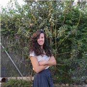 Arquitecta técnica y estudiante de Magisterio Educación Infantil